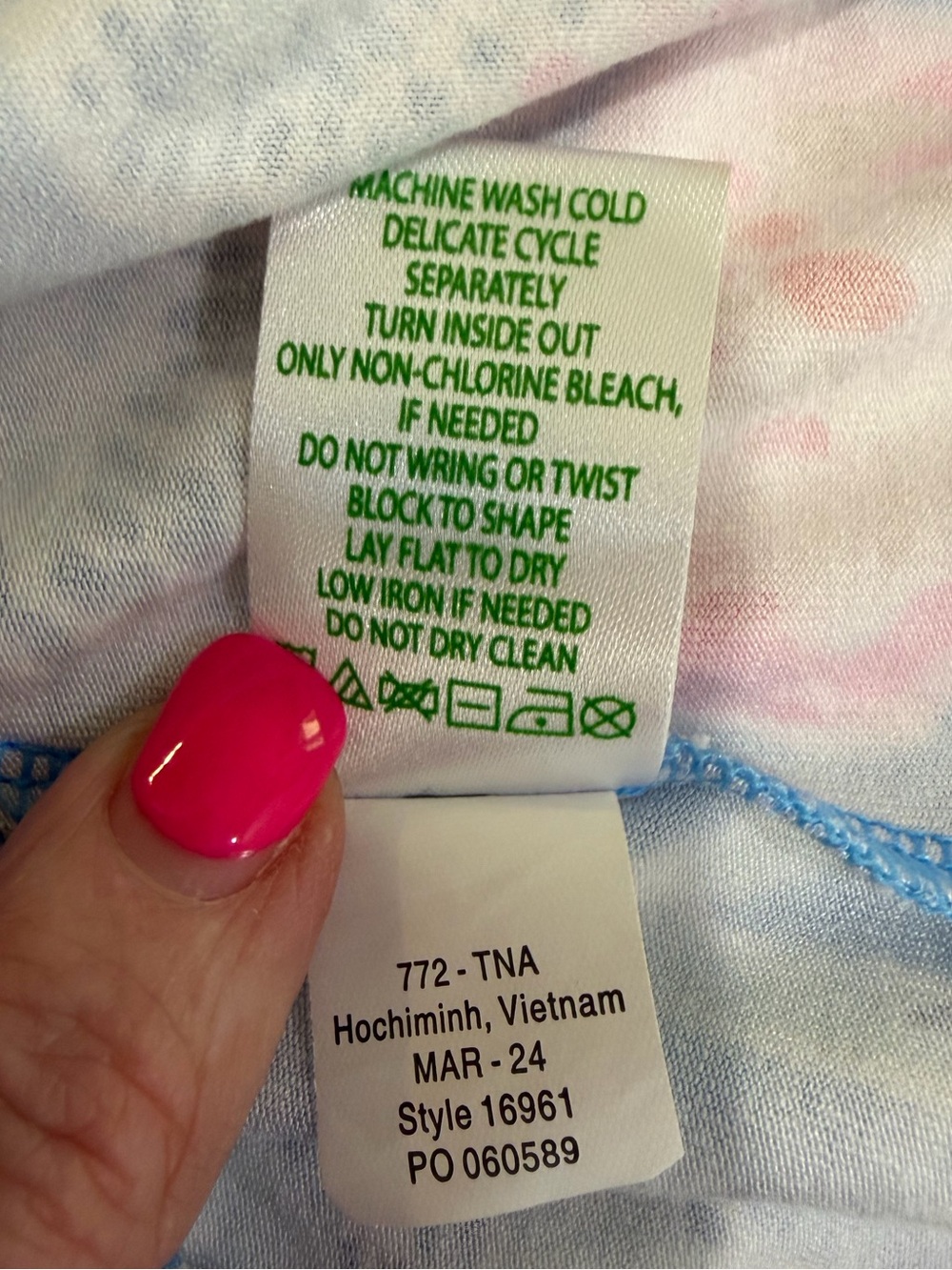 Lilly Pulitzer Camri Halter Romper "Bahamian Rhapsody" Size Medium - Picture 7 of 14